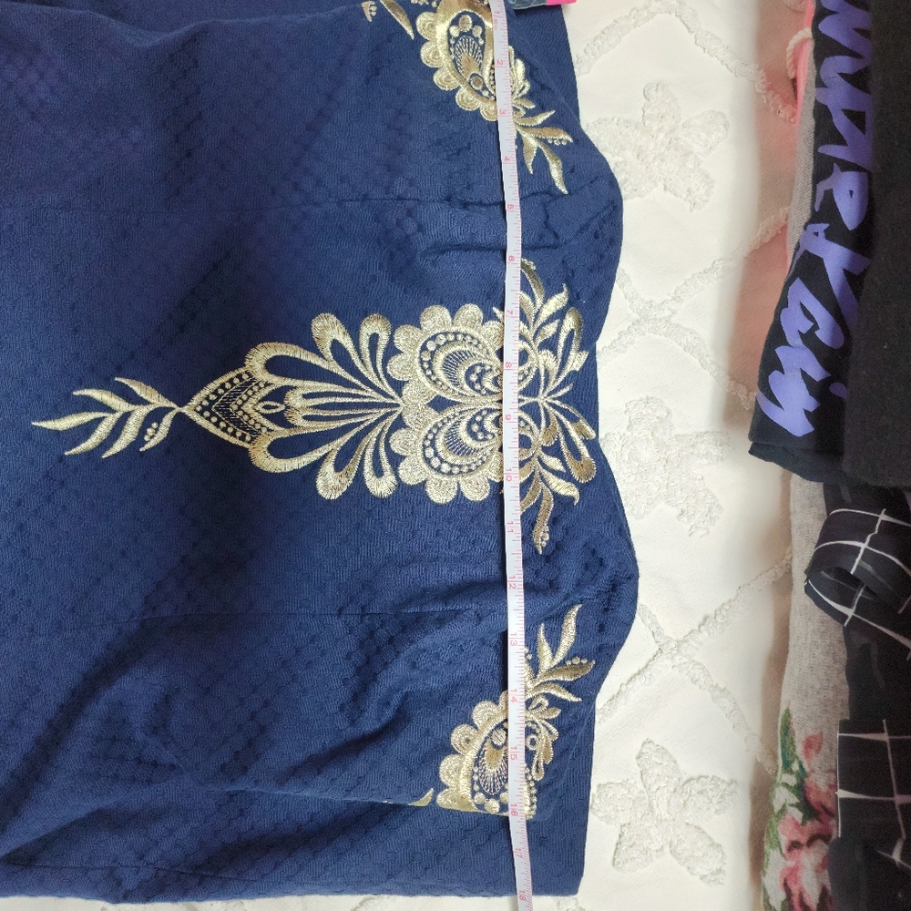 Dress - Picture 6 of 8